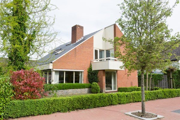 Schoutlaan 4, Asperen